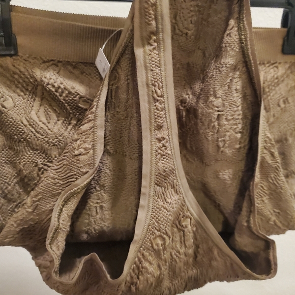 NWT🏷 Urban Outfitters Olive Green Bodysuit - Picture 13 of 14